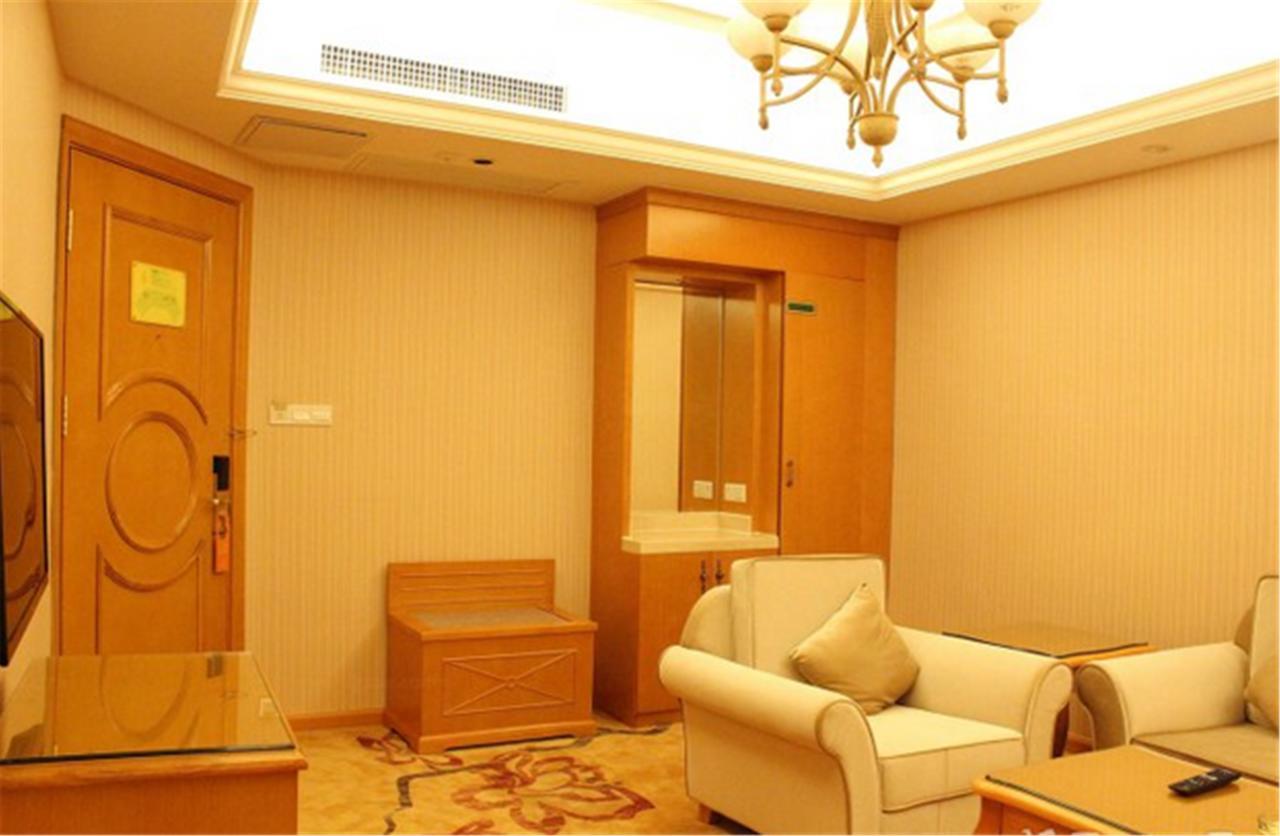 Vienna Internation Hotel Shenzhen Guanlan Guanguang Road Buitenkant foto
