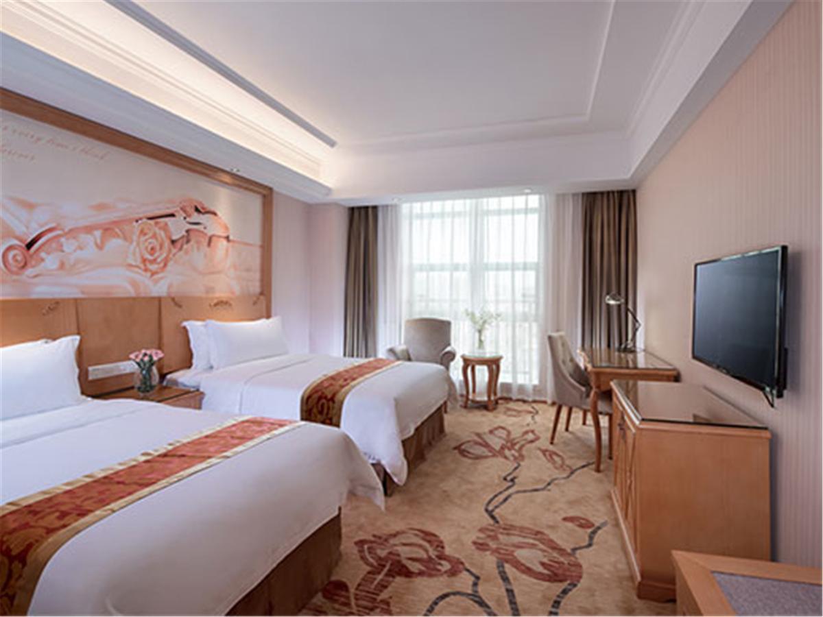 Vienna Internation Hotel Shenzhen Guanlan Guanguang Road Buitenkant foto