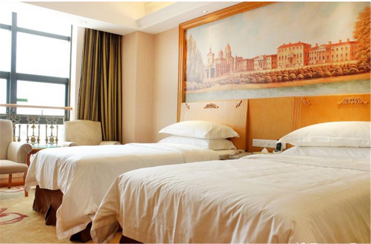 Vienna Internation Hotel Shenzhen Guanlan Guanguang Road Buitenkant foto