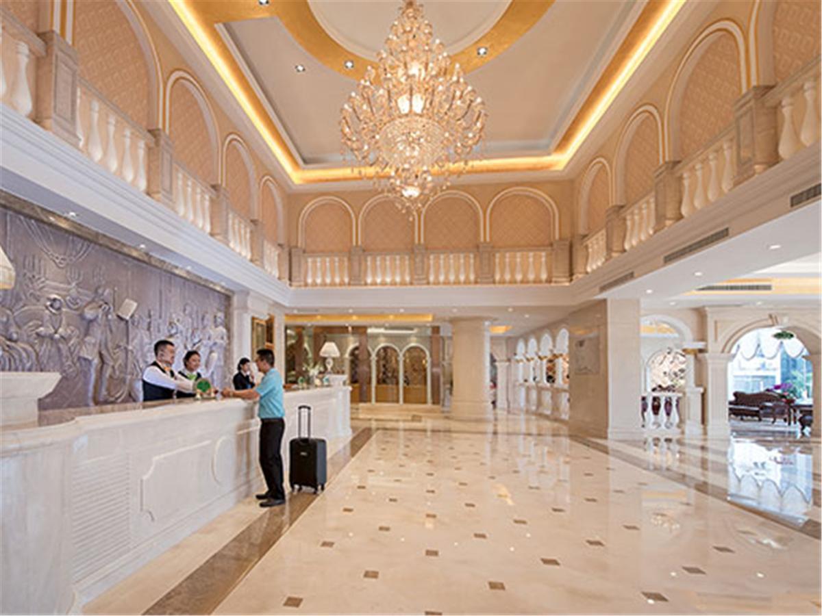 Vienna Internation Hotel Shenzhen Guanlan Guanguang Road Buitenkant foto