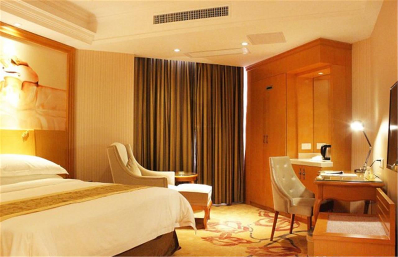 Vienna Internation Hotel Shenzhen Guanlan Guanguang Road Buitenkant foto