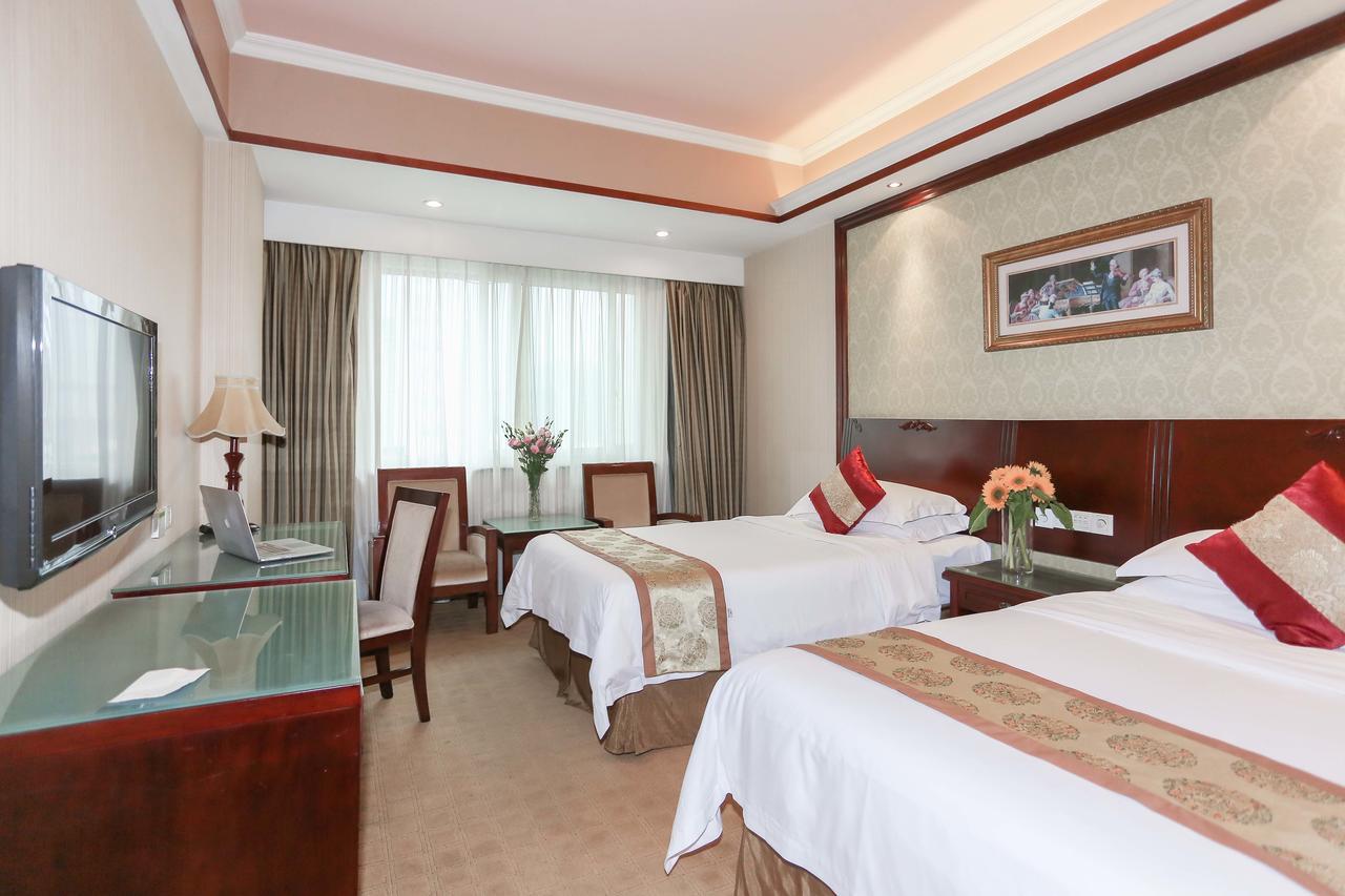 Vienna Internation Hotel Shenzhen Guanlan Guanguang Road Buitenkant foto