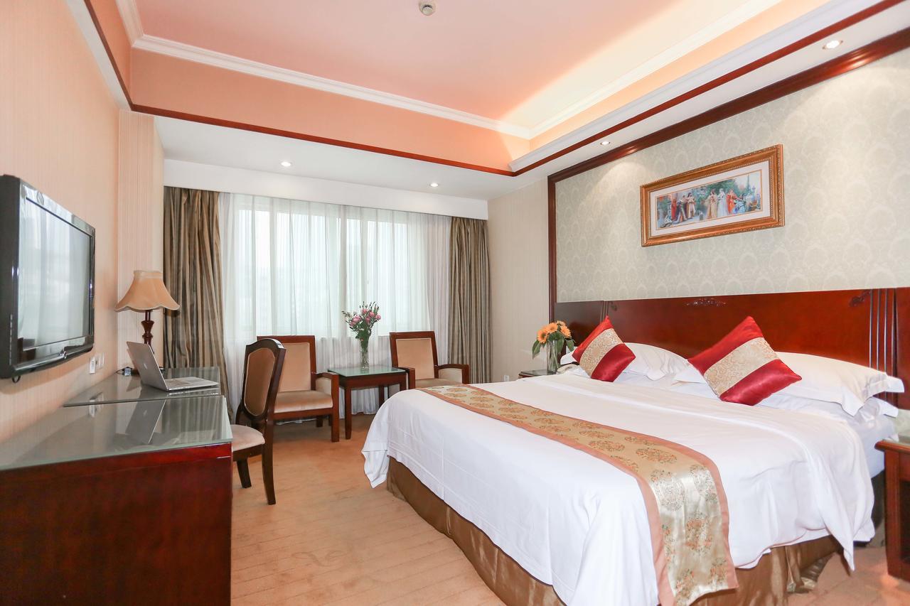 Vienna Internation Hotel Shenzhen Guanlan Guanguang Road Buitenkant foto
