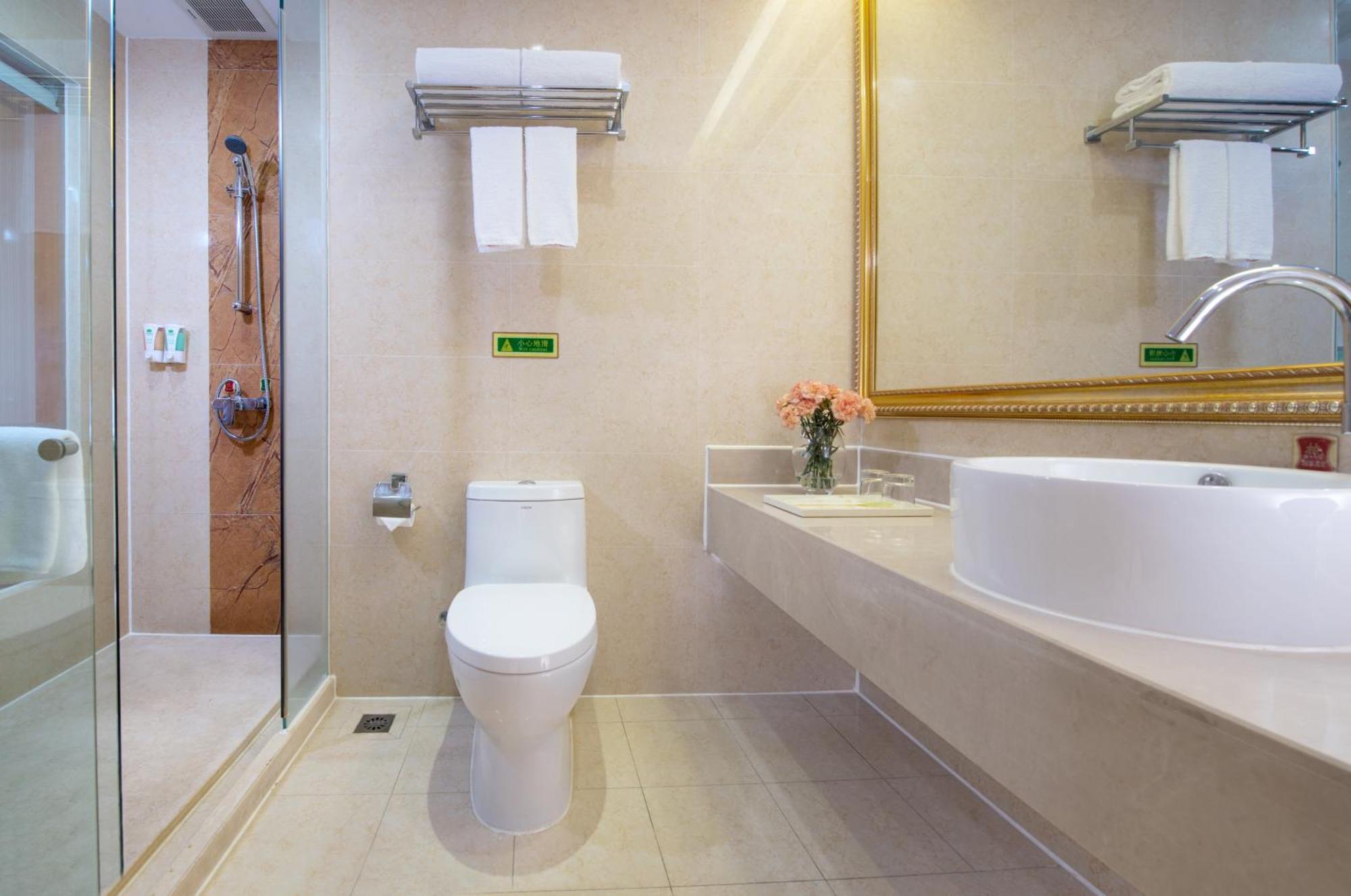 Vienna Internation Hotel Shenzhen Guanlan Guanguang Road Buitenkant foto