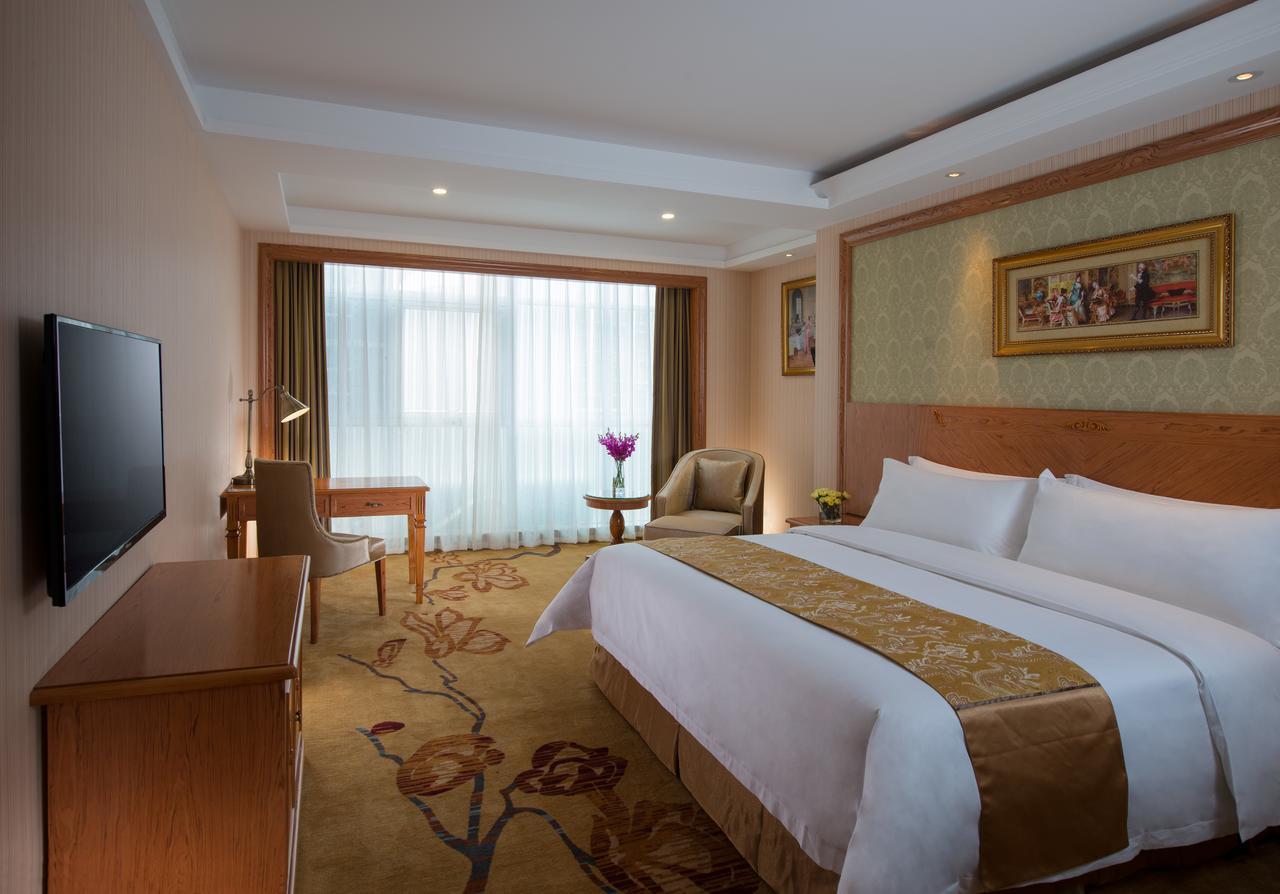 Vienna Internation Hotel Shenzhen Guanlan Guanguang Road Buitenkant foto